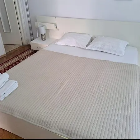 Luxury Piata Romana Appartement