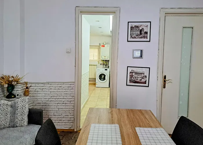 Luxury Piata Romana *