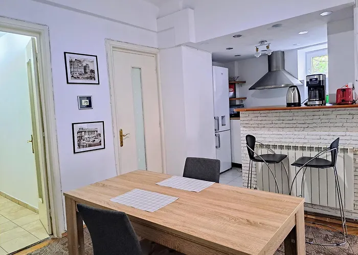 Luxury Piata Romana